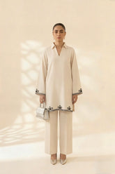 Beige Blend Embellished Set