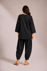 The Poplin Edit – Black