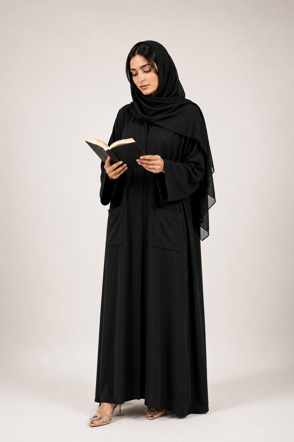 Essential Abaya Black