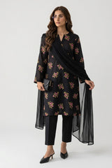 Black Blossom Elegance