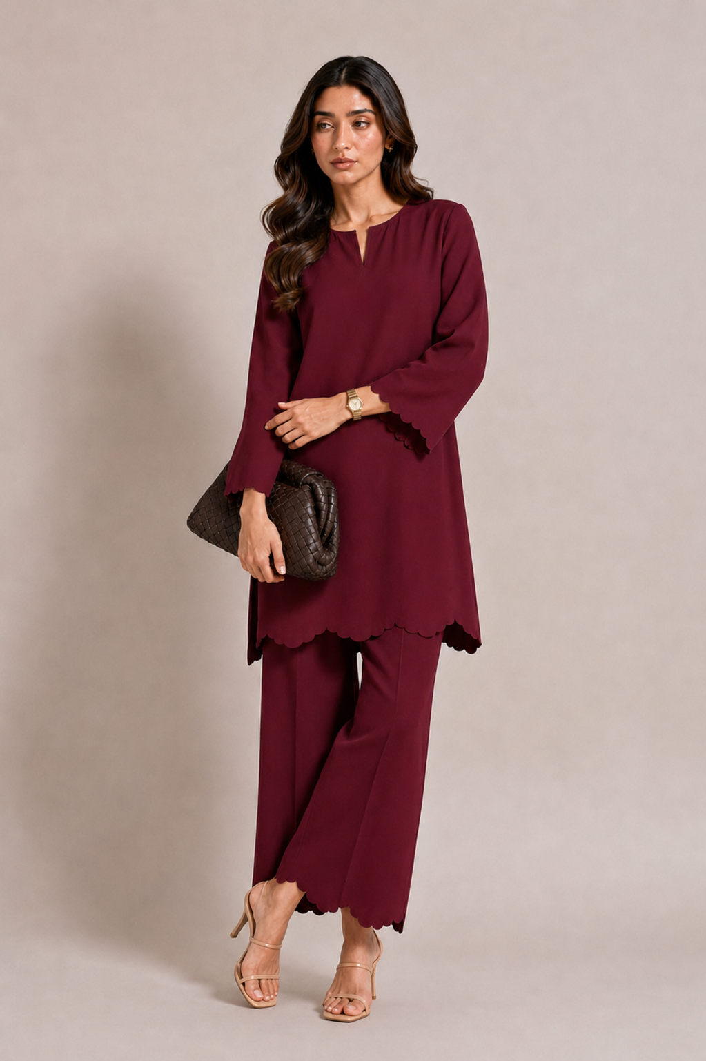 The Scallop Edit - Maroon