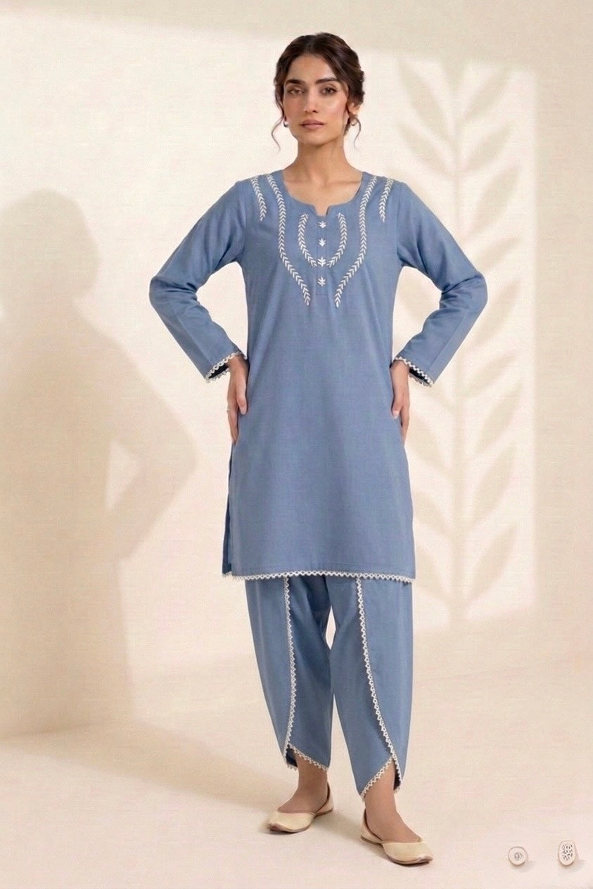 Blue Lawn Embellished Set