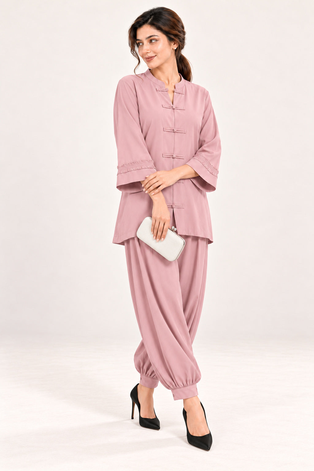 Poise Co-ord Set – Blush Pink - Mood 1 view