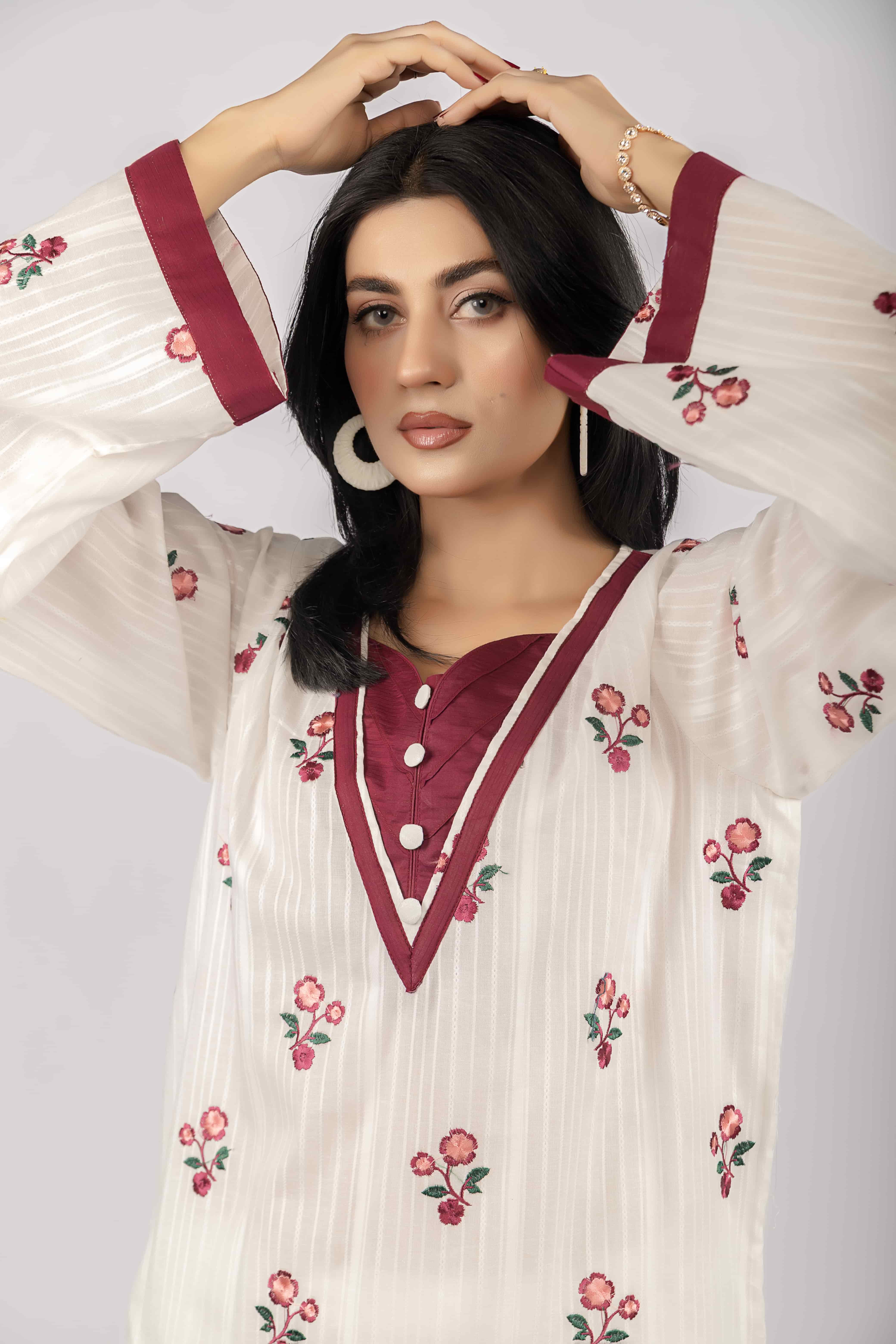 Lawn Embroidery Farshi 2PC